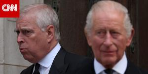 الملك تشارلز يجرد شقيقه أندرو من ألقابه.. ومصادر توضح لـCNN التفاصيل