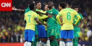 لقطة جدلية بين فينيسيوس وكوليبالي خلال مباراة البرازيل والسنغال