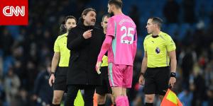 "خرق القواعد".. مدرب في البريميرليغ ينتقد دوناروما بسبب هذا التصرف