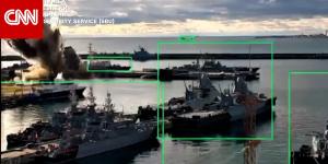 "أول هجوم من نوعه".. أوكرانيا "تضرب غواصة الثقب الأسود الروسية" بمسيّرة تحت الماء