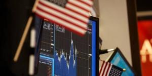 تحركات قوية للأسهم الأمريكية في منتصف التعاملات