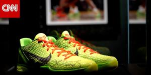 قد يتجاوز سعره 10 ملايين دولار.. عرض حذاء كوبي براينت الأيقوني للبيع في مزاد