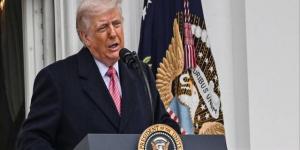 ترامب يحذر من تصعيد عسكري ضد إيران واستهداف البنية التحتية