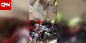 علا صوت بكائه.. شاهد إنقاذ رضيع من تحت الأنقاض بعد أيام من زلزال فنزويلا