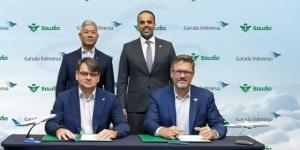 الخطوط السعودية وطيران جارودا الإندونيسي توقعان مذكرة تفاهم لتعزيز الربط الجوي