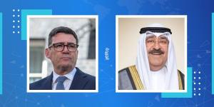 سمو أمير البلاد يتلقى اتصالا هاتفيا من رئيس الوزراء البريطاني