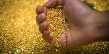 الذهب يواصل الصعود قبيل اجتماع الفيدرالي ووسط توافق تجاري أمريكي صيني