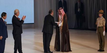 السعودية تتسلم راية إكسبو رسمياً من اليابان في حفل اختتام معرض أوساكا (صور)