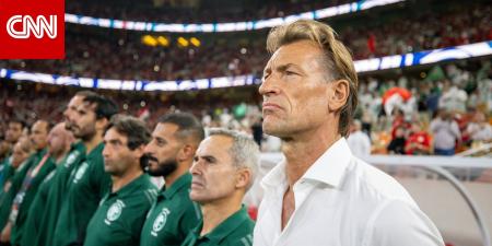 تصرف أثار تفاعلاً.. هذا ما فعله لاعبو السعودية مع رينارد بعد التأهل إلى كأس العالم