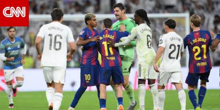منها مشادة يامال مع كورتوا وفينيسيوس.. إليك أبرز 5 أحداث شهدها الكلاسيكو الإسباني