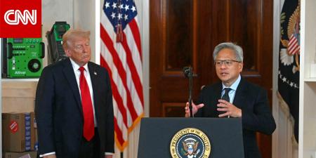 رئيس شركة "إنفيديا" يوضح سبب التبرع لبناء "قاعة رقص ترامب" في البيت الأبيض