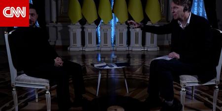 شاهد.. انقطاع التيار الكهربائي أثناء مقابلة لزيلينسكي