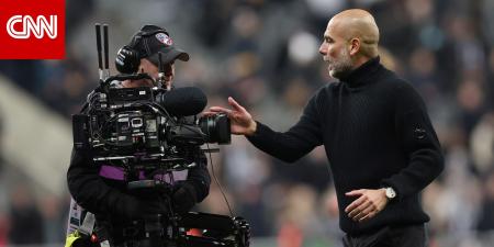 بعدما صرخ بوجهه عقب هزيمة مانشستر سيتي.. غوارديولا يوجه هذه الرسالة إلى مصور