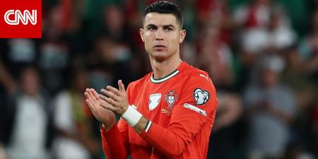 الكشف عن عقوبة رونالدو بعد طرده أمام إيرلندا.. هل سيغيب عن مباراتين في كأس العالم؟