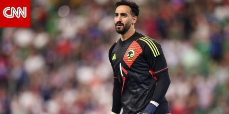 "هذه ملياراتنا ونضخها كما نريد".. حارس السعودية منفعلا على صحفي قبل مباراة منتخب عُمان