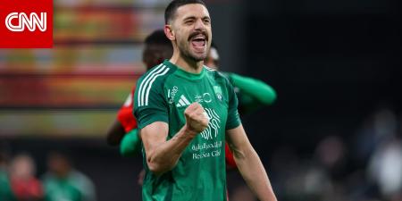 أول تعليق من ديميرال بعد تجديد عقده مع الأهلي السعودي