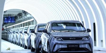 بين
      مطرقة
      الديون
      وترامب..
      العالم
      يفقد
      حماسه
      للتحول
      للمركبات
      الكهربائية