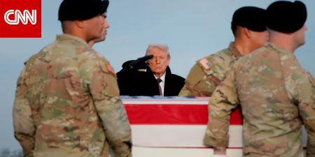 فيديو كيف استقبل ترامب رفات الجنديين المقتولين بكمين داعش في سوريا