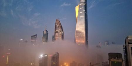 «الأرصاد»: طقس بارد ورطب مع انخفاض بالرؤية الأفقية