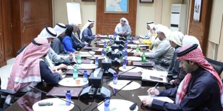 وزير الإعلام يطلع على آخر مستجدات عمل اللجنة العليا لجائزة الكويت الكبرى للإعلام «شراع»