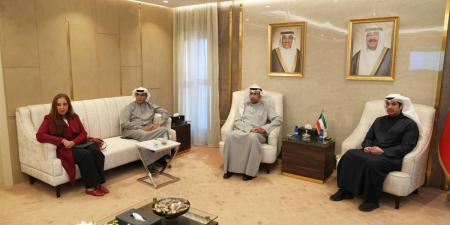 وزير الإعلام يبحث ومسؤولي منصة «51» التوجه العام لتطويرها