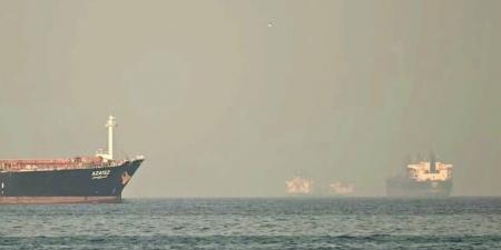 بوابة هرمز.. رموز سرية ورسوم باليوان مقابل العبور