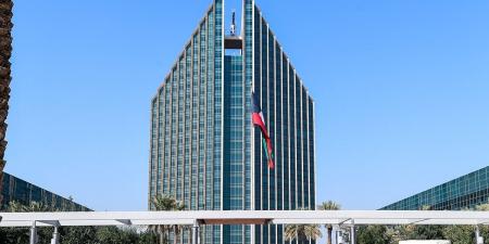 ترقية 256 موظفاً في «التطبيقي» تعزيزاً لبيئة العمل الإيجابية