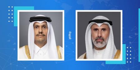 وزير الخارجية يبحث هاتفياً مع نظيره القطري تعزيز الأمن والاستقرار الإقليمي والدولي