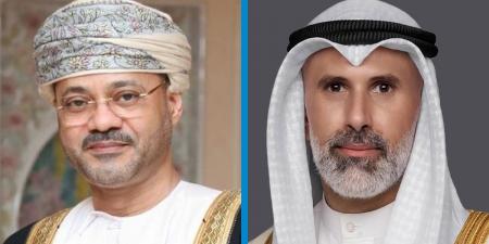 وزير الخارجية ناقش تطورات الأحداث في المنطقة مع نظيره العماني