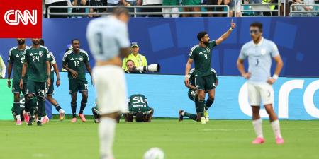 وسط تألق محمد العويس.. السعودية تتقاسم النقاط مع الأوروغواي في افتتاح مشوارهما المونديالي