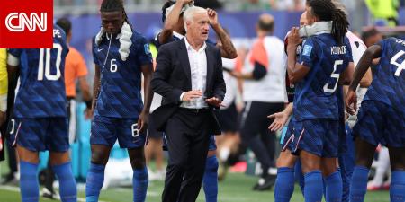 المونديال.. مدرب فرنسا يغادر معسكر المنتخب لسبب "مفاجئ"