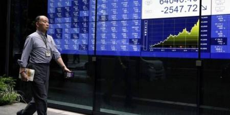 الأسهم الآسيوية تتراجع مع جني الأرباح وترقب محضر الفيدرالي الأمريكي