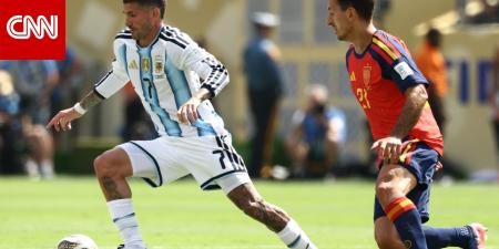 تحدث عن "نظريات المؤامرة".. لاعب الأرجنتين يوجه رسالة للجماهير بعد خسارة نهائي المونديال