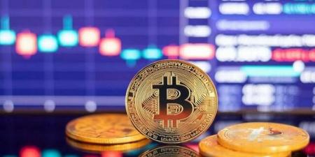بيتكوين تتجاوز 65,000 دولار مع انحسار التوترات وتحسن شهية المخاطرة