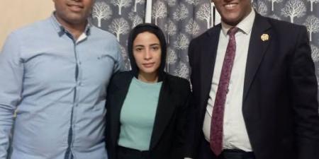 أول ظهور لدينا عزت بمنزلها بعد إخلاء سبيلها في اتهامها بنشر أخبار كاذبة