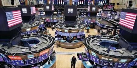 تداول اليوم .. الأسهم الأمريكية تستقر وسط توجهات الفيدرالي المتشددة وقفزة النفط والعائدات - بوابة مصر الجديدة
