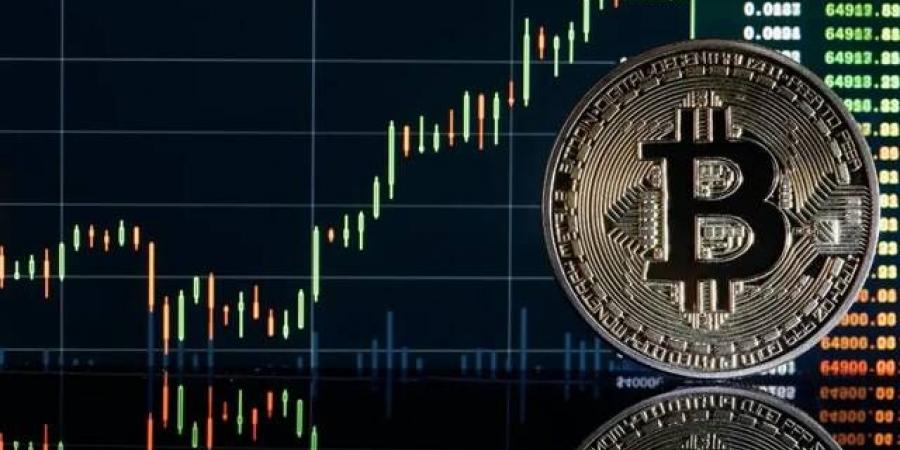 بتكوين تتجاوز 120 ألف دولار لأول مرة في تاريخها
