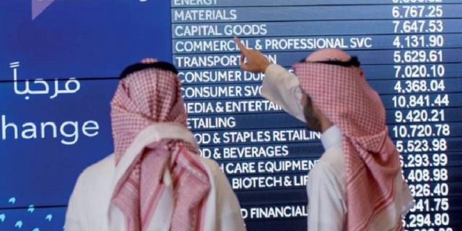 "تاسي" يتراجع 2.39% خلال أسبوع وسط هبوط جماعي القطاعات الكبرى