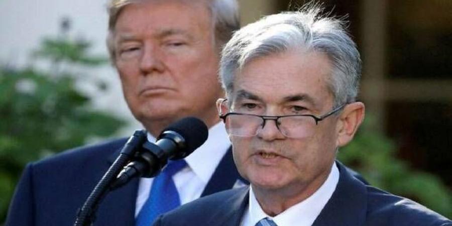ترامب يهاجم باول مجدداً بعد تثبيت الفائدة: "متأخر دائماً ويكلفنا تريليونات"