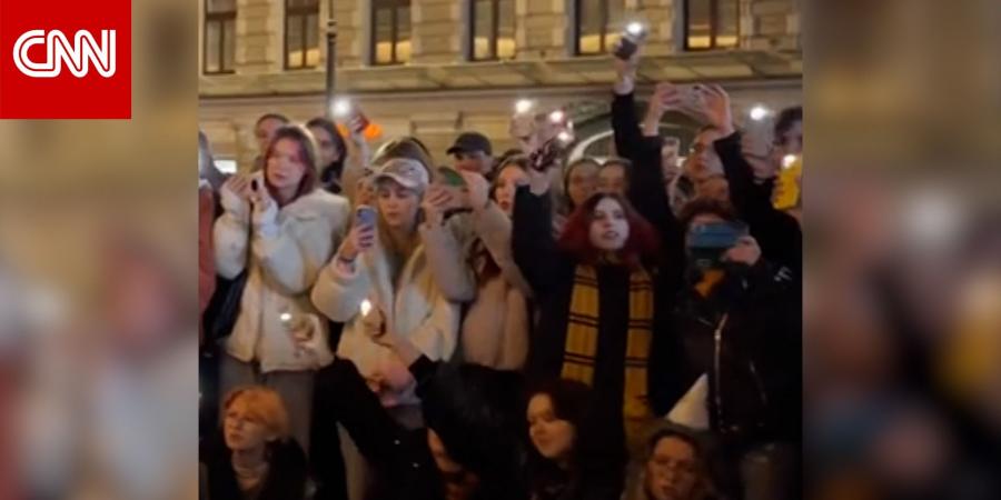 "لمحت إلى سقوط مرتقب لبوتين".. اعتقال مغنية روسية مراهقة انتشر فيديو أدائها على نطاق واسع