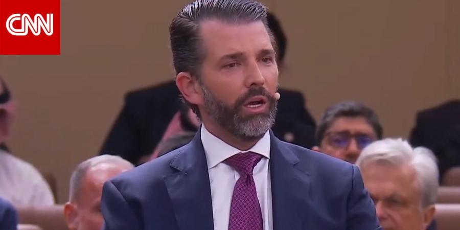 من السعودية.. نجل ترامب يؤكد "أبي فهم اللعبة" ويقارن اقتصاد أمريكا بعهد بايدن