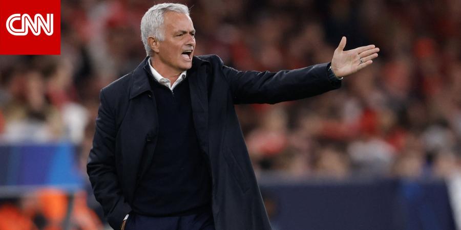 "لا أحب الذين يخونونني".. مورينيو يوجه انتقاداً لاذعاً للاعبي بنفيكا لهذا السبب