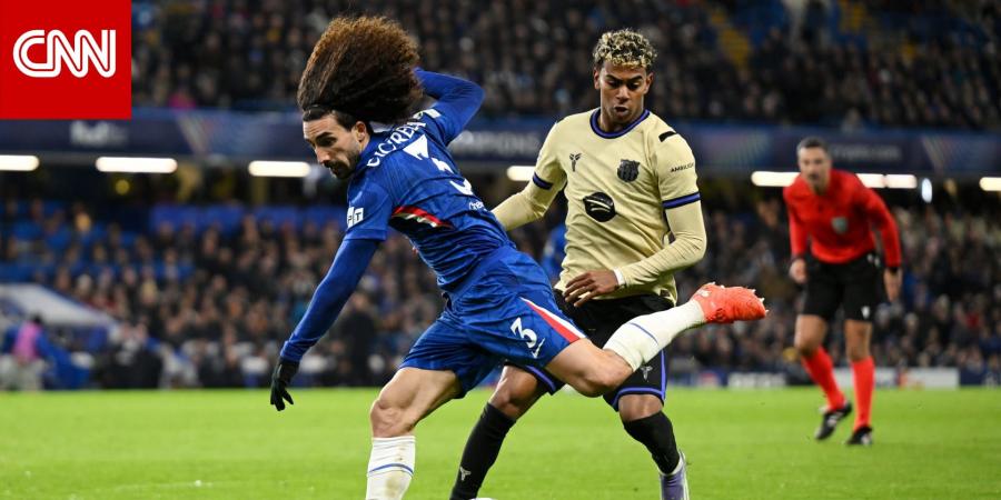 "كوكوريلا​ وضعه في جيبه".. تصريح جدلي من حارس تشيلسي عن لامين يامال