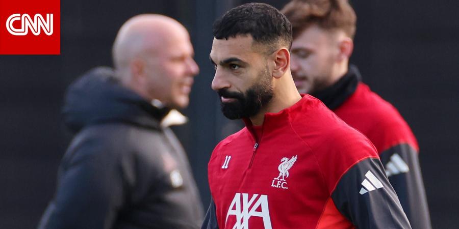 "أحد أساطير ليفربول".. علاء مبارك يعلق على "أزمة" محمد صلاح