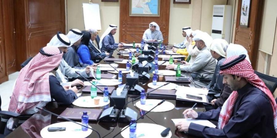 وزير الإعلام يطلع على آخر مستجدات عمل اللجنة العليا لجائزة الكويت الكبرى للإعلام «شراع»