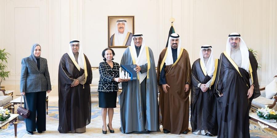 سمو ولي العهد يتسلم التقرير السنوي لـ «تشجيع الاستثمار»