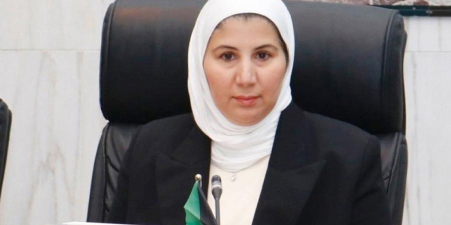 الفارسي تسأل عن تأخر عقود النظافة الجديدة وتطبيق «النفايات البلدية»