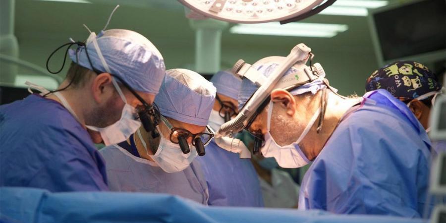 إنجاز طبي استثنائي.. «الصحة»: نجاح عمليتي زراعة قلب وارتفاع الإجمالي إلى 13 عملية في الكويت