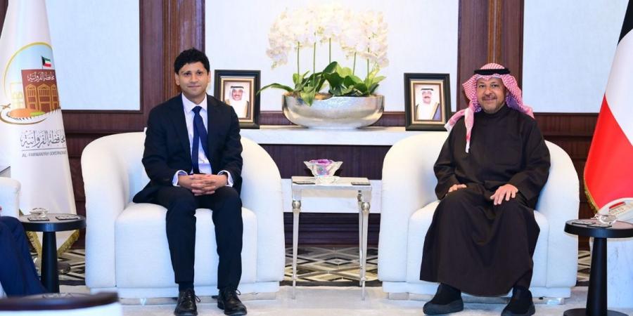 الناصر يبحث مع سفيرَي بريطانيا وطاجيكستان تعزيز العلاقات