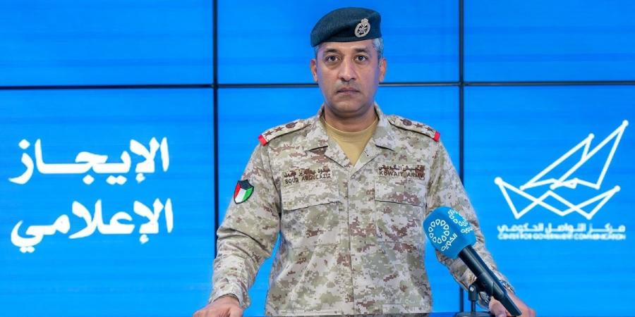 «الدفاع»: إصابة 10 من منتسبي القوات المسلحة إثر استهداف أحد المعسكرات